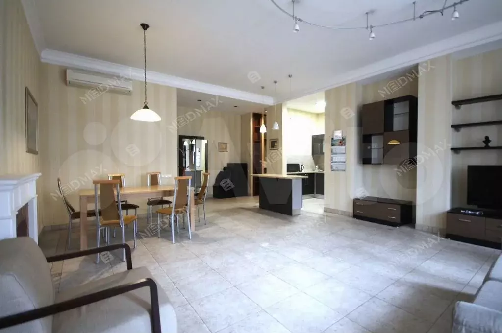 2-к. квартира, 83 м, 4/6 эт. - Фото 1