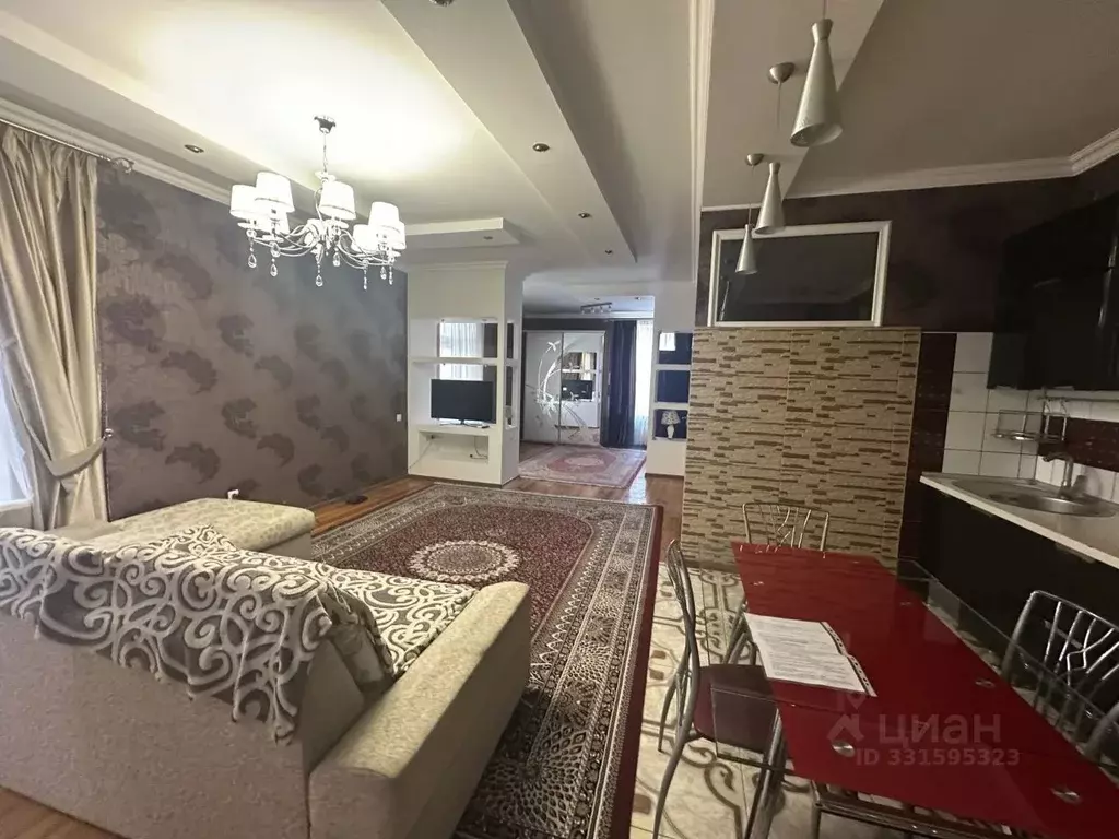 Дом в Крым, Симферополь ул. Акъ-Къая (80 м) - Фото 1
