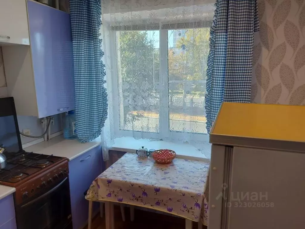 2-к кв. Рязанская область, Рязань ул. Есенина, 63 (50.0 м) - Фото 2