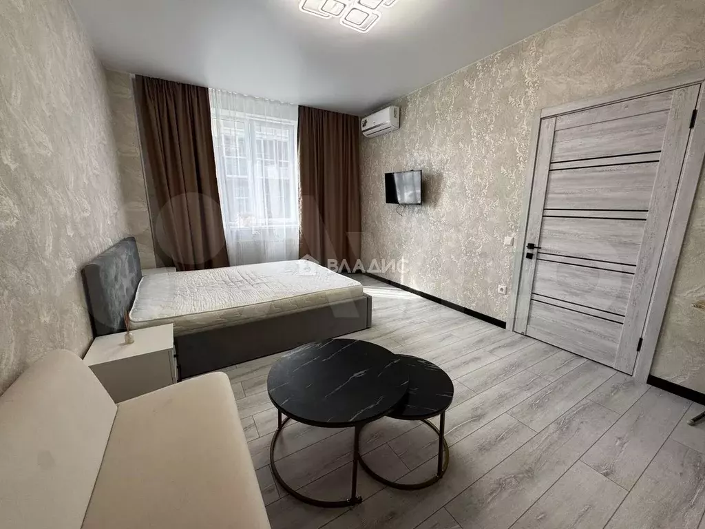 1-к. квартира, 38 м, 1/7 эт. - Фото 1