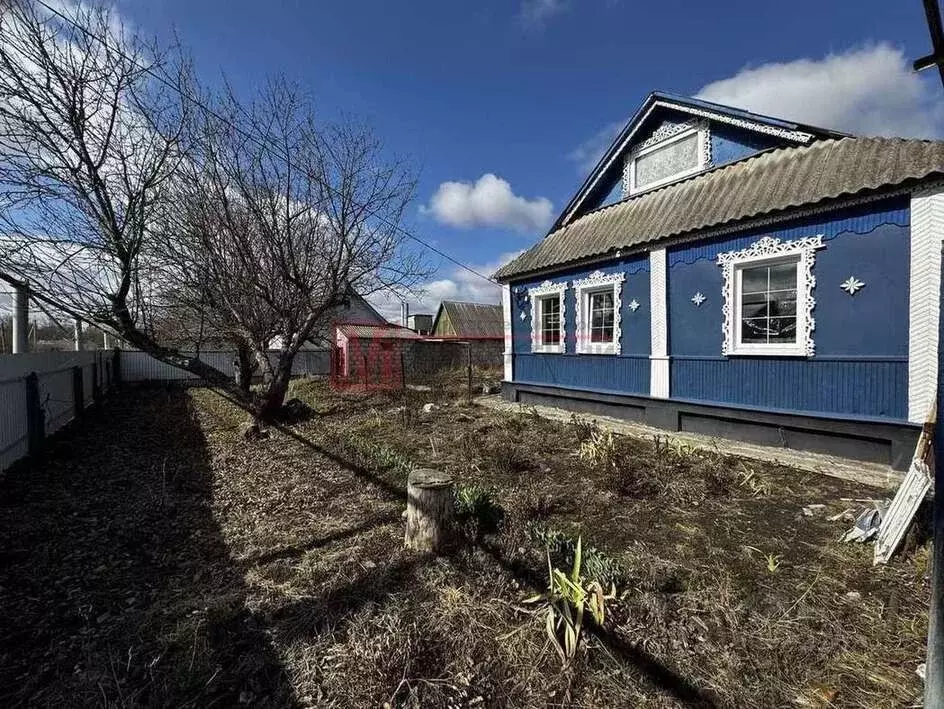 Дом в Белгородская область, Старооскольский городской округ, с. ... - Фото 0