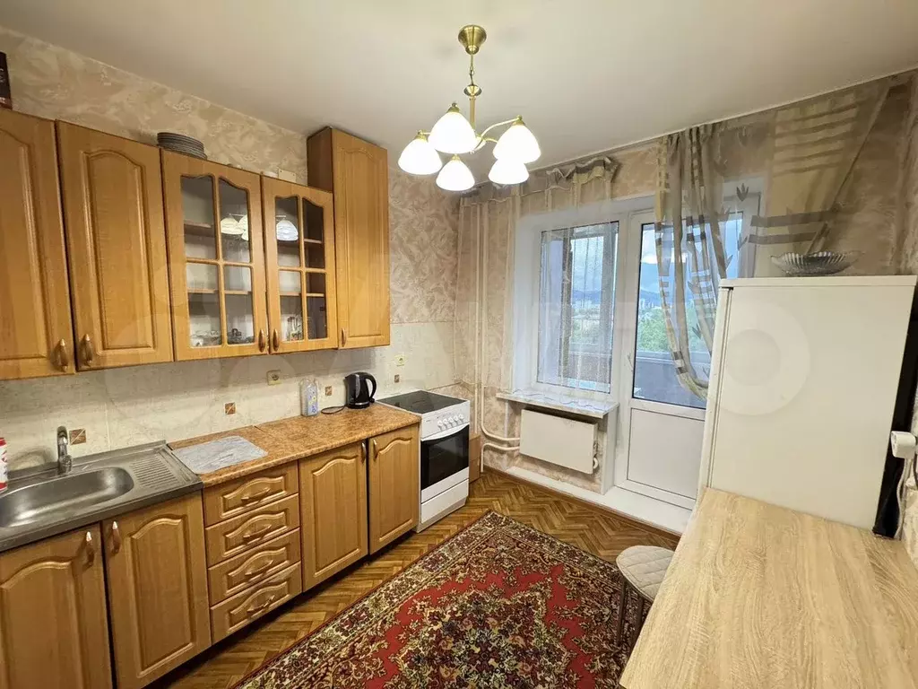 1-к. квартира, 38 м, 8/10 эт. - Фото 0