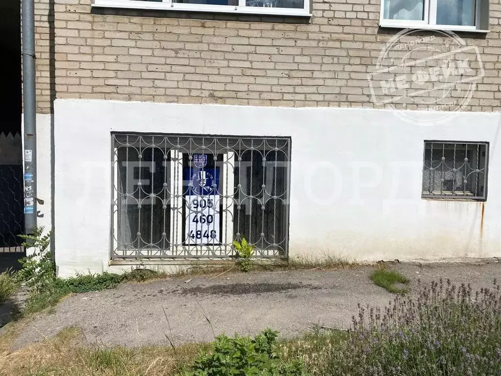 Помещение свободного назначения в Ростовская область, Новочеркасск ул. ... - Фото 0