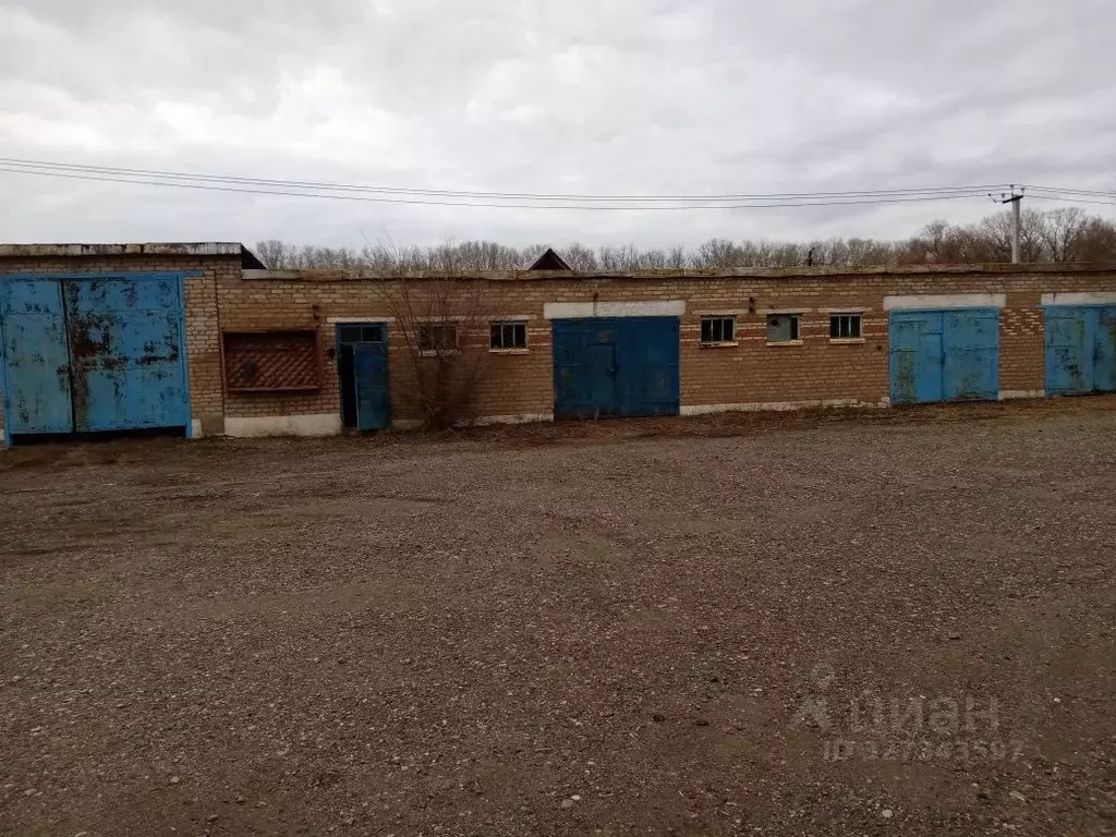 Помещение свободного назначения в Оренбургская область, пос. Саракташ ... - Фото 1