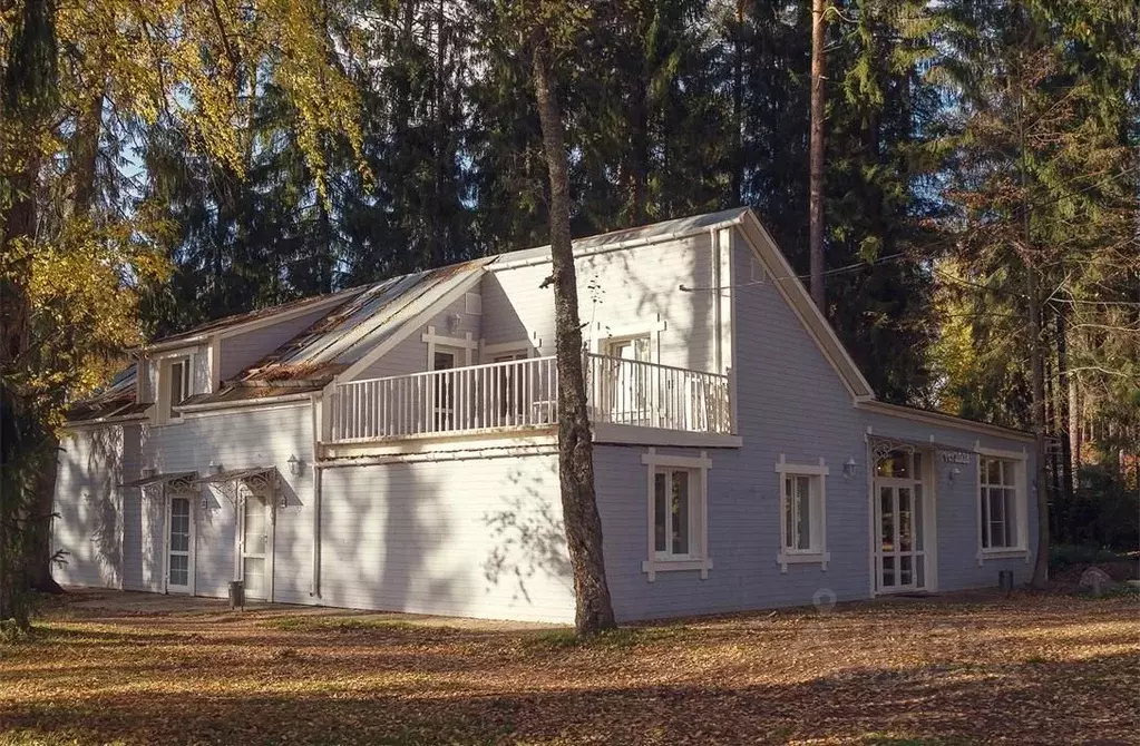 Дом в Ленинградская область, Гатчинский район, Вырица городской ... - Фото 0