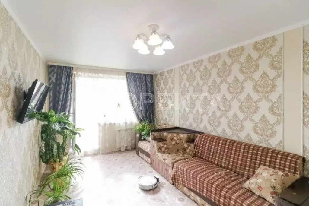 2-к кв. Тюменская область, Тюмень Ставропольская ул., 9 (50.7 м) - Фото 1