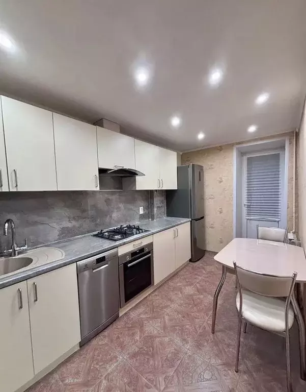 Продаётся 3-к квартира, 63.1 м - Фото 0