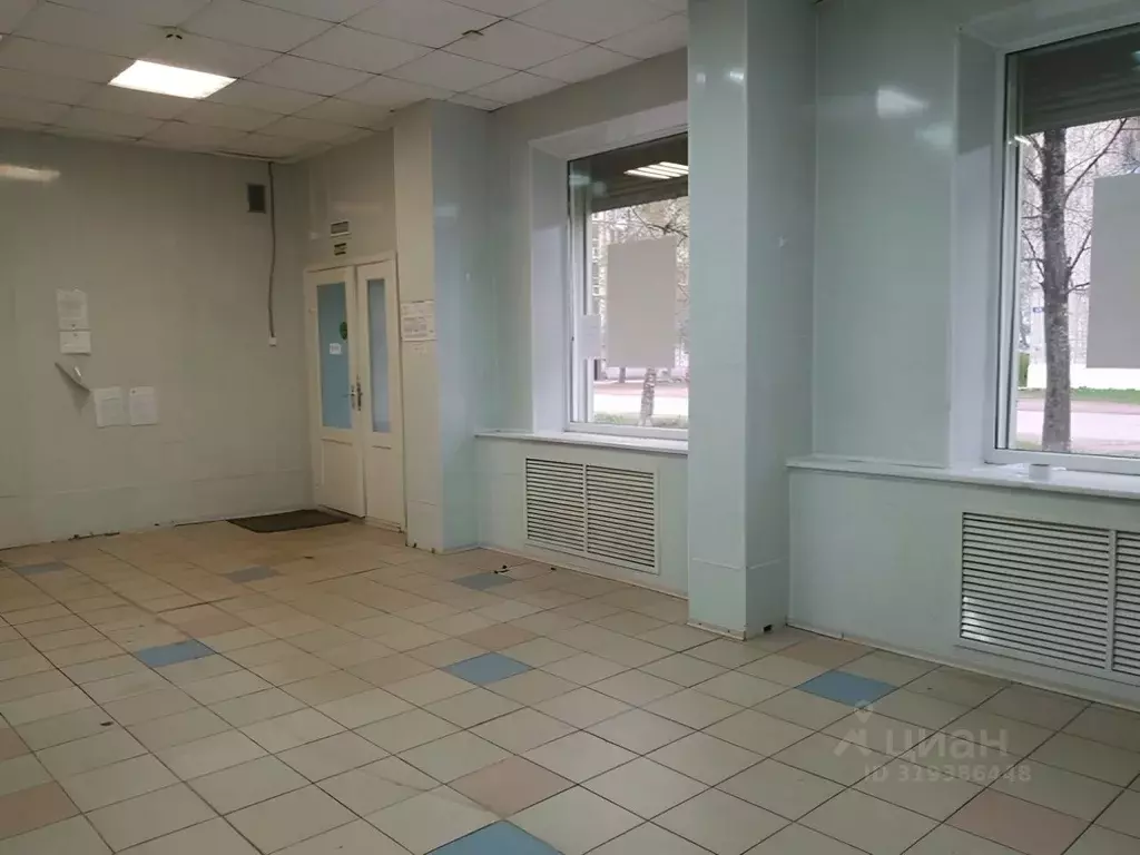 Помещение свободного назначения в Новгородская область, Парфино пгт ... - Фото 1