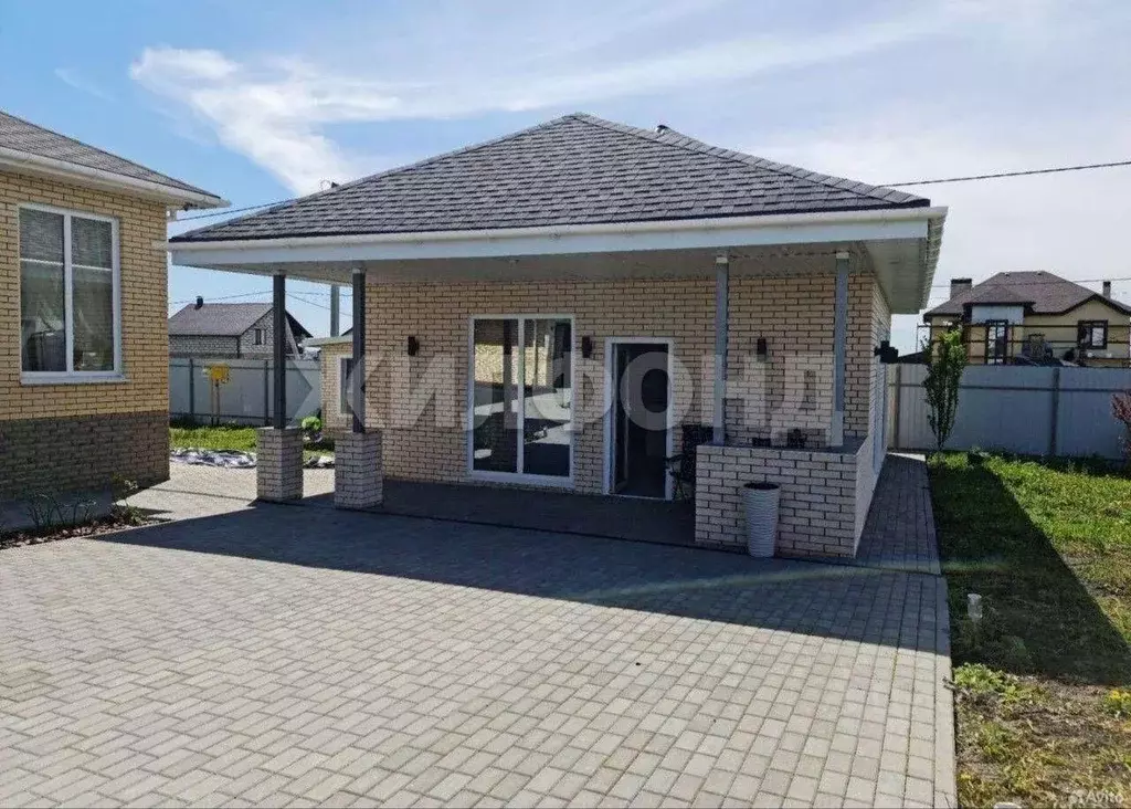 Дом в Белгородская область, Белгородский район, с. Стрелецкое ул. ... - Фото 2