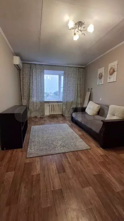3-к. квартира, 80 м, 5/5 эт. - Фото 1