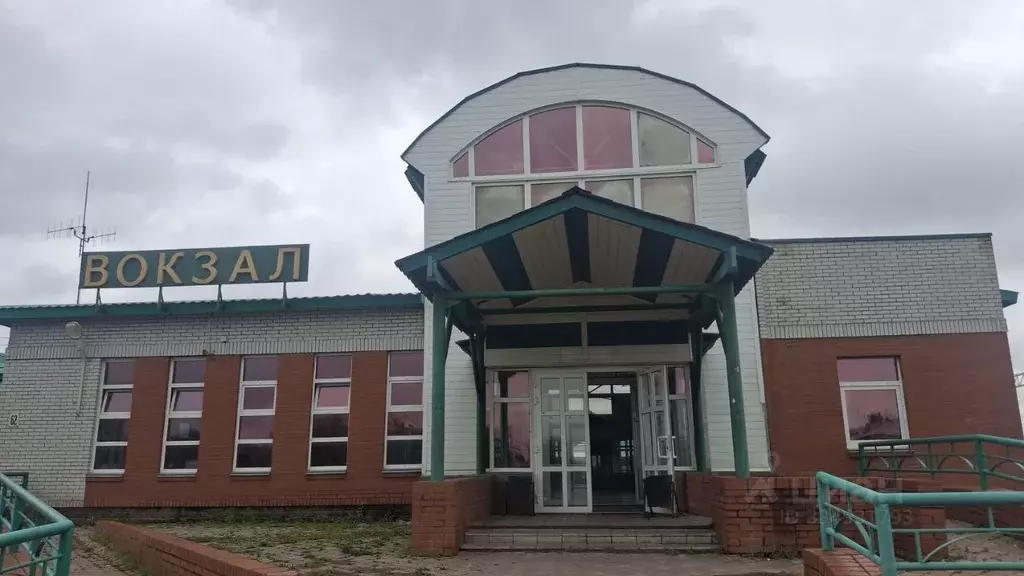 Помещение свободного назначения в Омская область, Марьяновка рп ул. ... - Фото 1