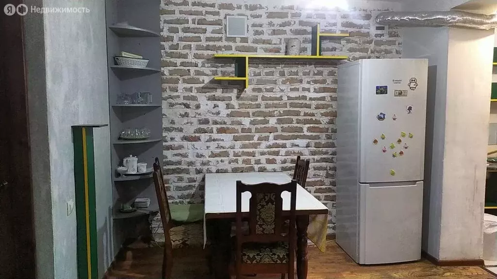 2-комнатная квартира: Баксан, Эльбрусская улица, 13 (50.2 м) - Фото 1
