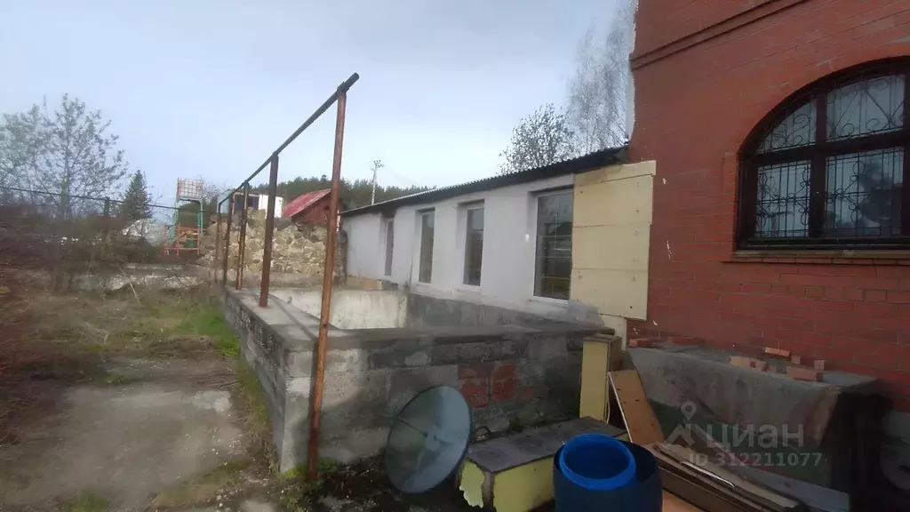Коттедж в Свердловская область, Первоуральск городской округ, д. ... - Фото 1