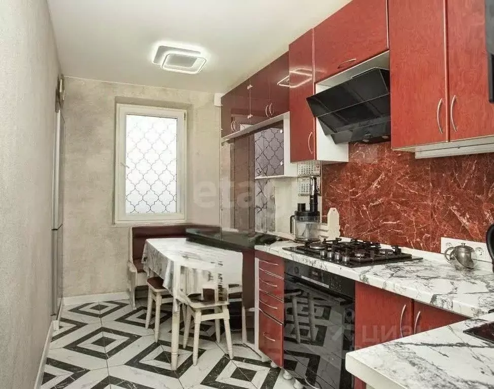 2-к кв. Севастополь ул. Героев Бреста, 27 (61.0 м) - Фото 0