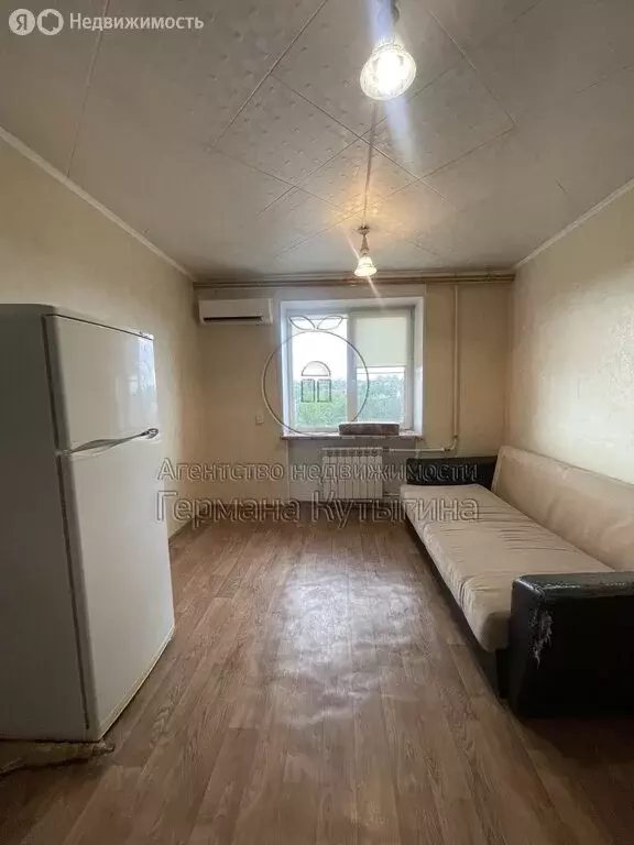 1к в 7-комнатной квартире (13 м) - Фото 1