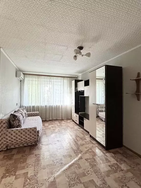 1-к кв. Самарская область, Сызрань ул. Шухова, 12 (33.1 м) - Фото 2