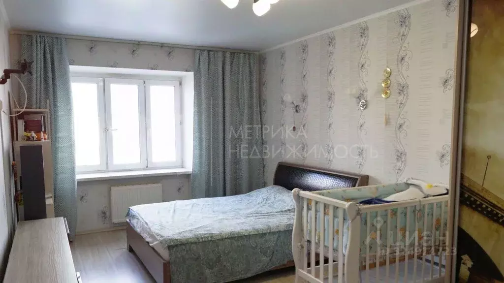 1-к кв. Тюменская область, Тюмень ул. Дружбы, 75 (63.1 м) - Фото 0