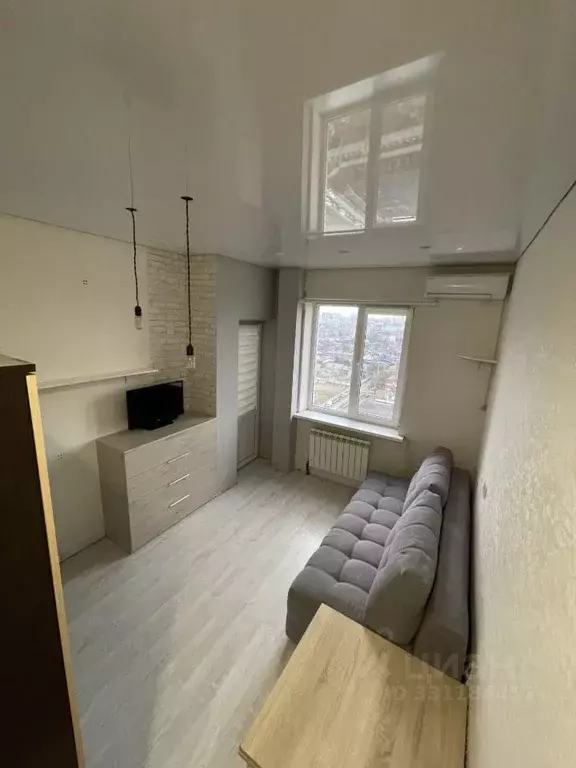 Студия Краснодарский край, Краснодар ул. Селезнева, 4/15к2 (19.9 м) - Фото 1