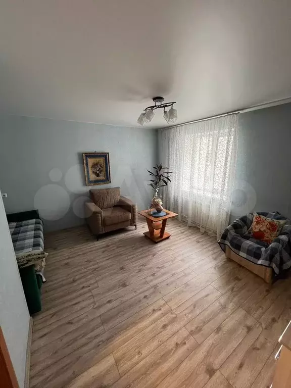 2-к. квартира, 50 м, 3/3 эт. - Фото 1
