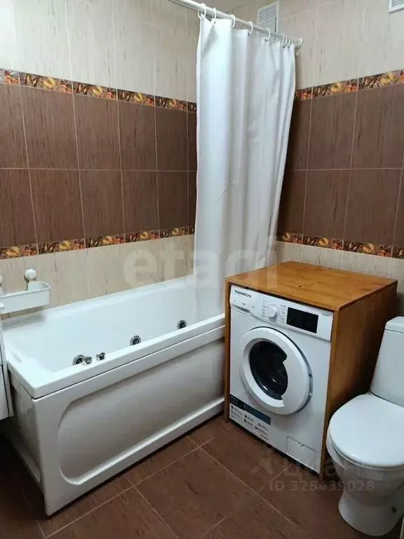 3-к кв. Ростовская область, Азов Азовский район, Комсомольская ул., ... - Фото 1