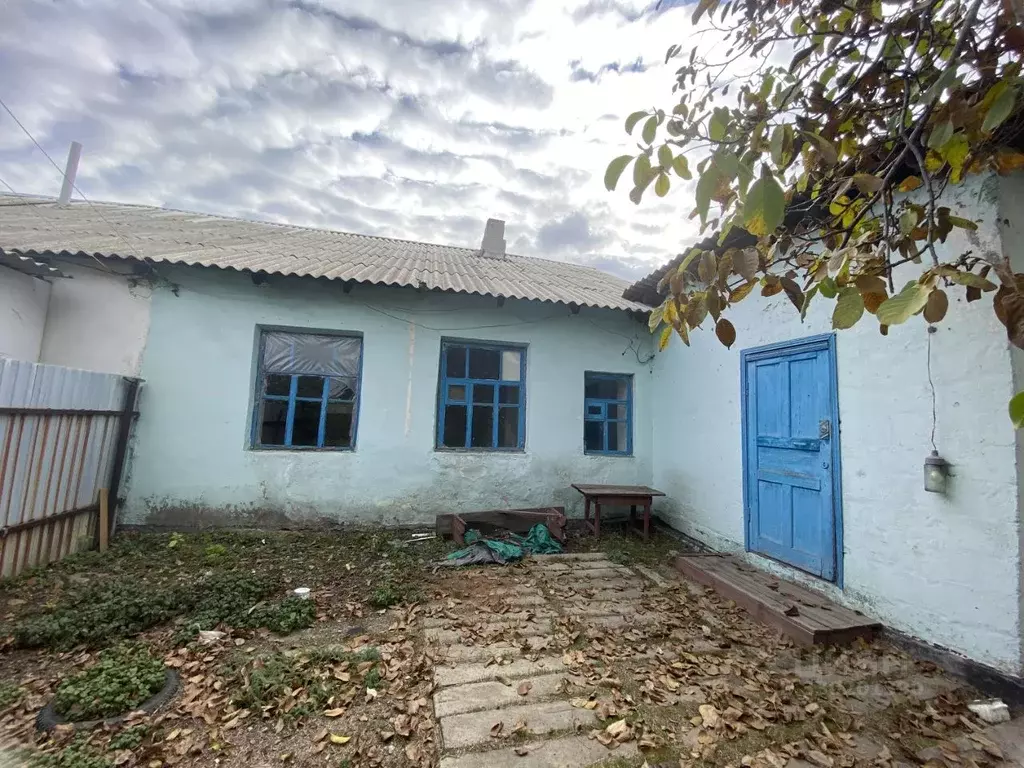 Дом в Ростовская область, Гуково Садовая ул., 16А (54 м) - Фото 1