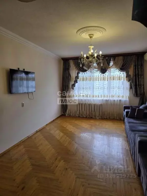 4-к кв. Кабардино-Балкария, Нальчик ул. Атажукина, 8 (96.0 м) - Фото 1