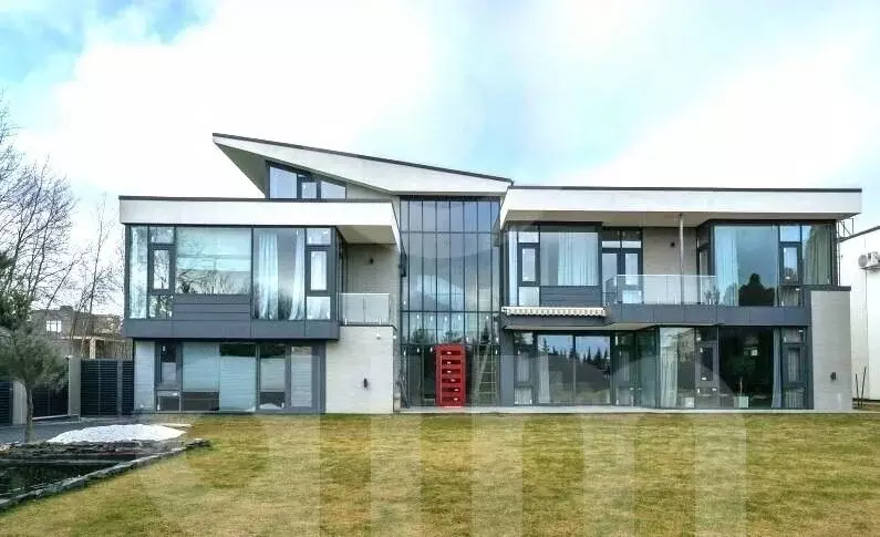 Коттедж в Московская область, Красногорск городской округ, д. ... - Фото 1