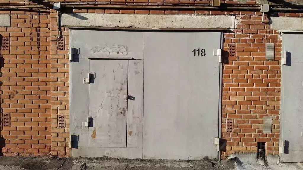 Гараж в Омская область, Омск ул. Крупской, 13к4 (19 м) - Фото 1
