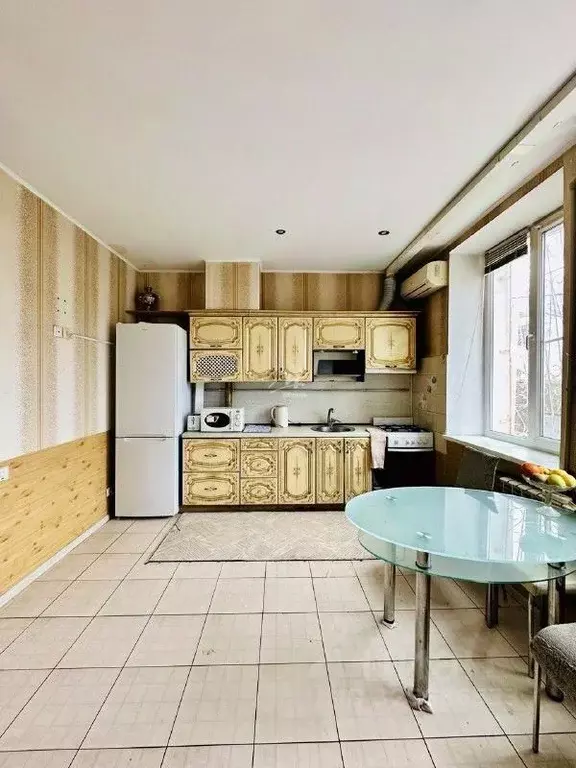 3-к кв. Севастополь ул. Героев Севастополя, 31 (79.0 м) - Фото 1