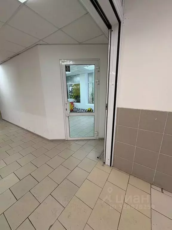 Торговая площадь в Пермский край, Пермь ул. Юрша, 9 (26 м) - Фото 2