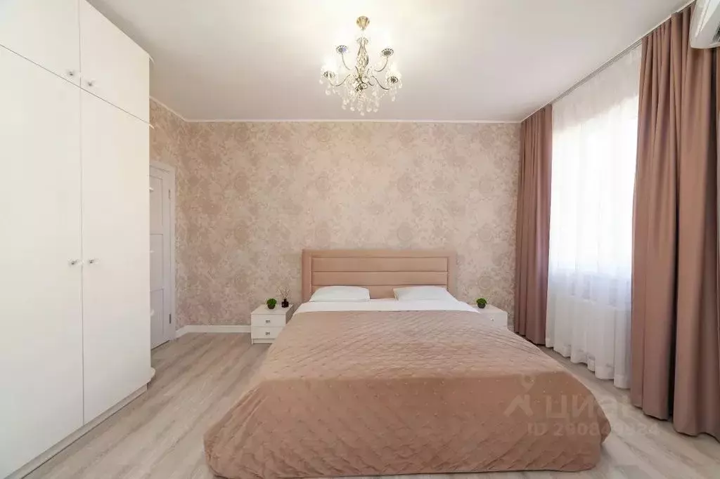 3-к кв. Крым, Симферопольский район, с. Мирное ул. Крымской Весны, 1к4 ... - Фото 1
