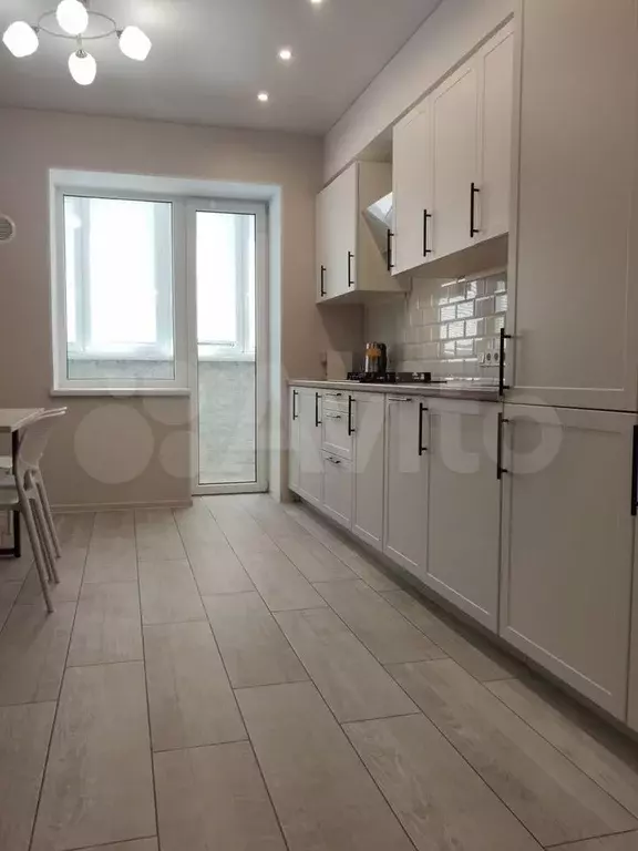 3-к. квартира, 91,5 м, 1/9 эт. - Фото 0