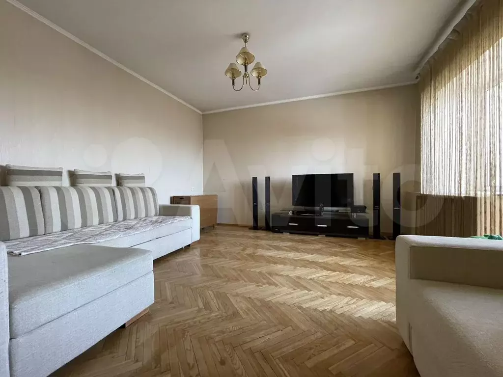 3-к. квартира, 80 м, 5/5 эт. - Фото 0