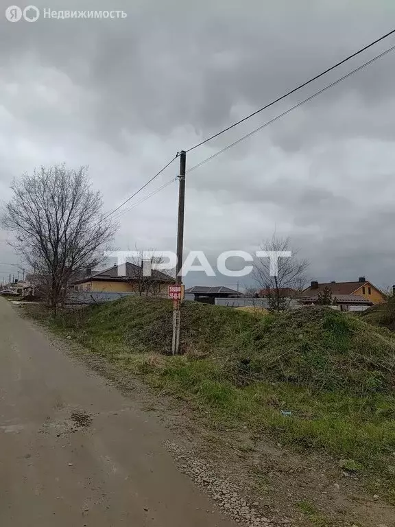 Участок в Семилуки, Петровская улица, 28 (10 м) - Фото 1