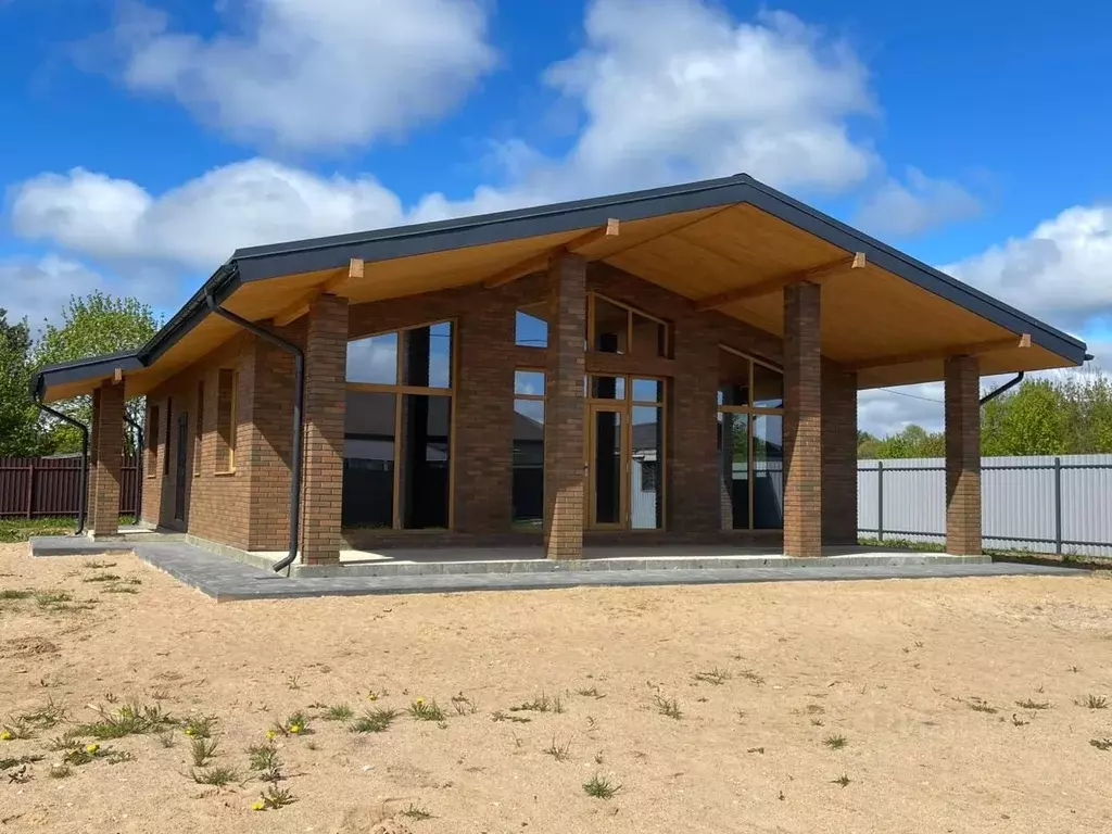 Дом в Калужская область, Совхоз Боровский с/пос, д. Сороковеть ул. ... - Фото 1