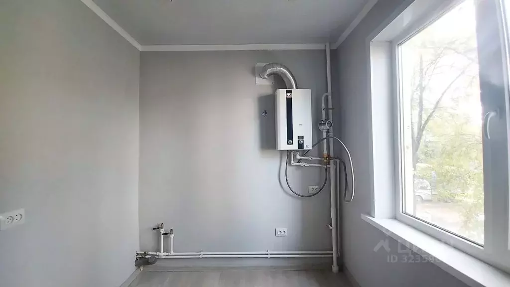 3-к кв. Астраханская область, Астрахань ул. Безжонова, 88 (63.0 м) - Фото 1