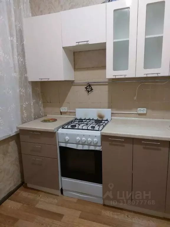 1-к кв. Орловская область, Мценск ул. Катукова, 6 (30.1 м) - Фото 0
