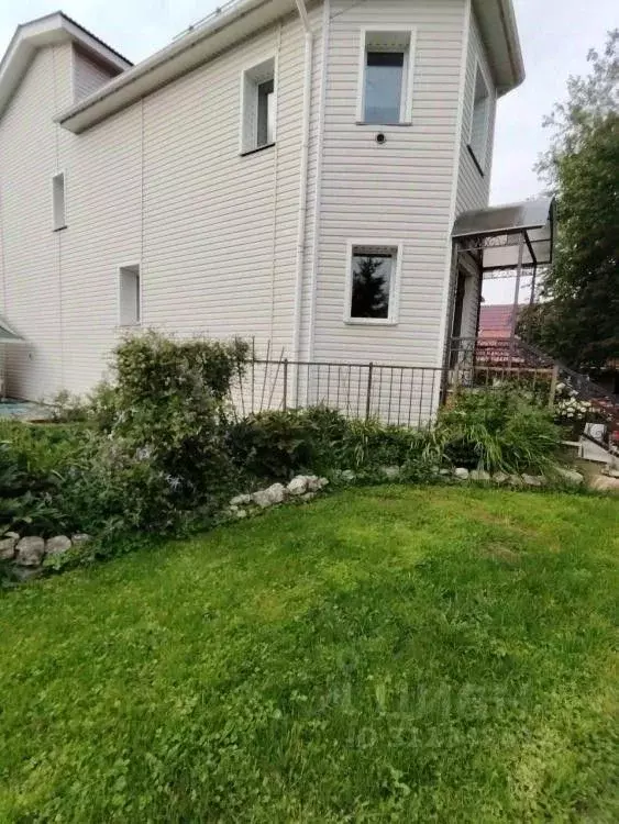 Дом в Иркутская область, Иркутский муниципальный округ, пос. ... - Фото 1