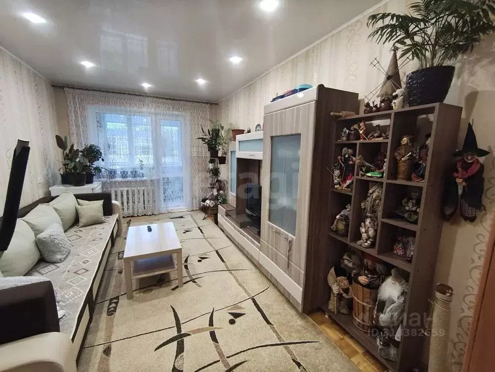 3-к кв. Удмуртия, Можга Можгинский район, Свердловский бул., 81 (59.4 ... - Фото 0