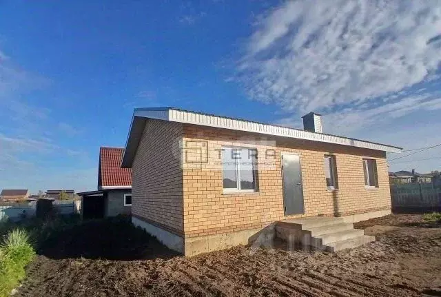 Дом в Башкортостан, Иглинский район, Акбердинский сельсовет, с. ... - Фото 1