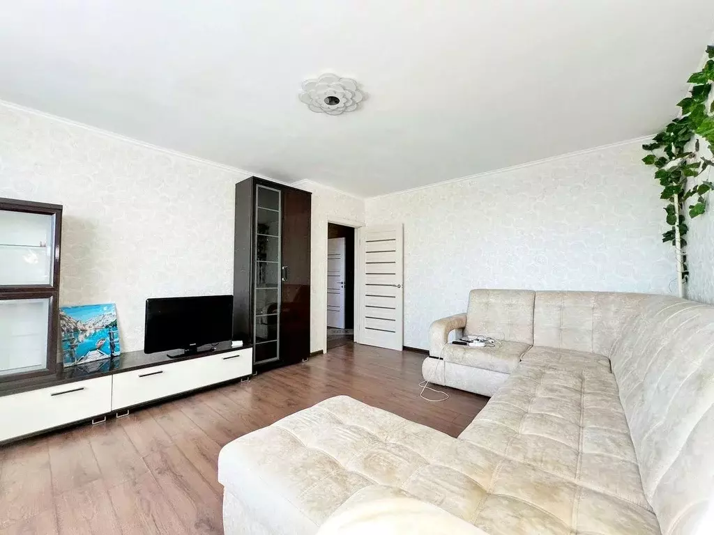 2-к кв. Башкортостан, Уфа ул. Степана Злобина, 2 (55.0 м) - Фото 1