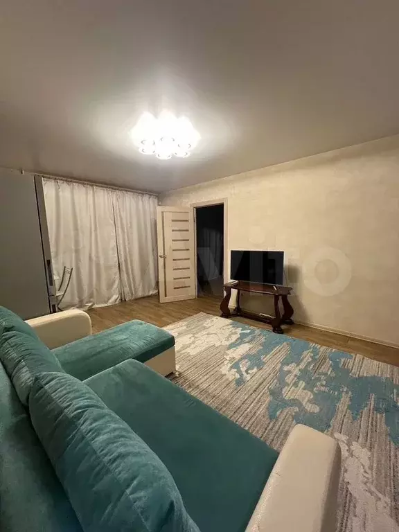 2-к. квартира, 42 м, 1/4 эт. - Фото 1