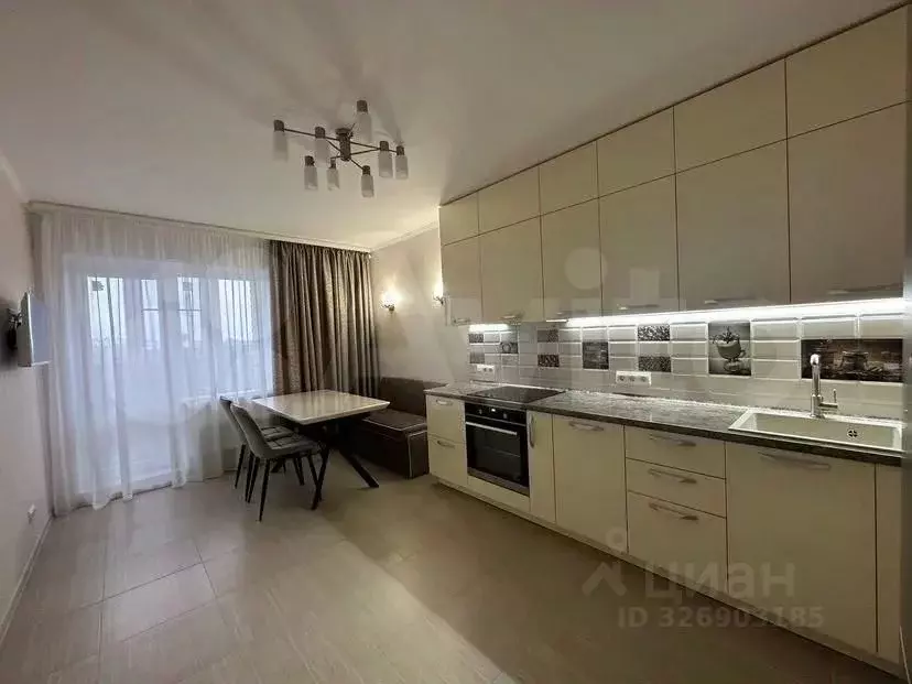 2-к кв. Владимирская область, Владимир просп. Строителей, 9А (70.0 м) - Фото 1