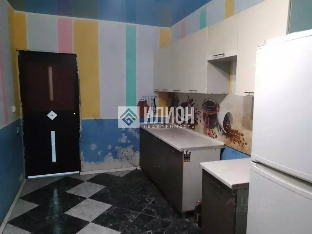 2-к кв. Севастополь ул. Колобова, 22/3 (70.6 м) - Фото 2