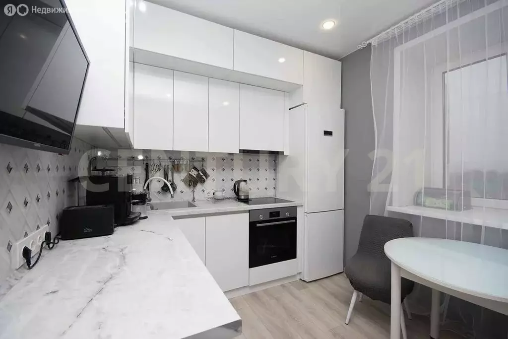 2-комнатная квартира: Ульяновск, Южная улица, 44 (47.3 м) - Фото 2