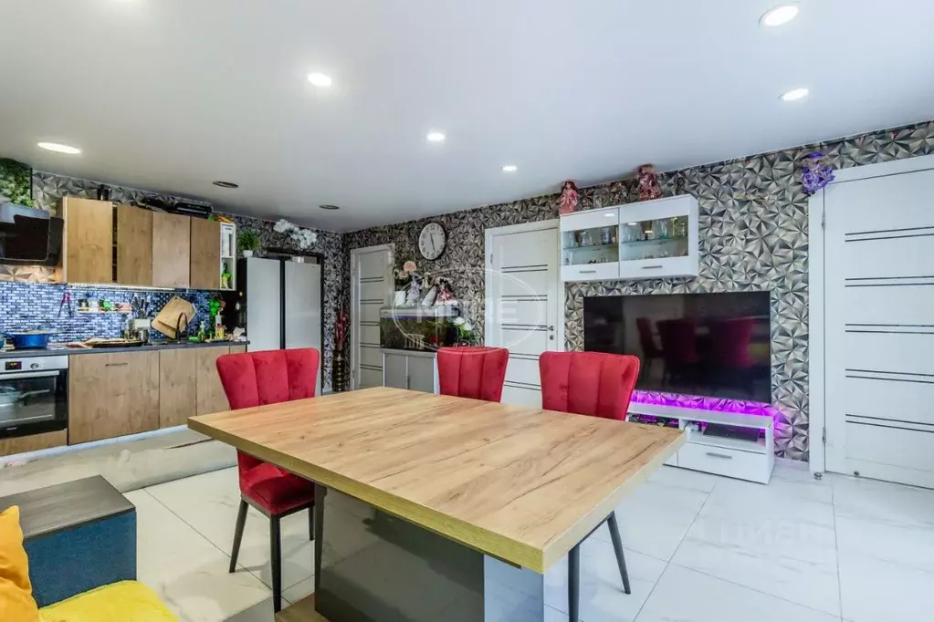 4-к кв. Калининградская область, Калининград ул. Горького, 50 (100.0 ... - Фото 1