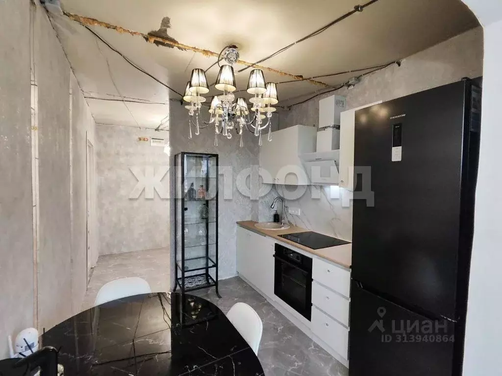 2-к кв. Томская область, Томск ул. Вершинина, 54 (50.0 м) - Фото 0