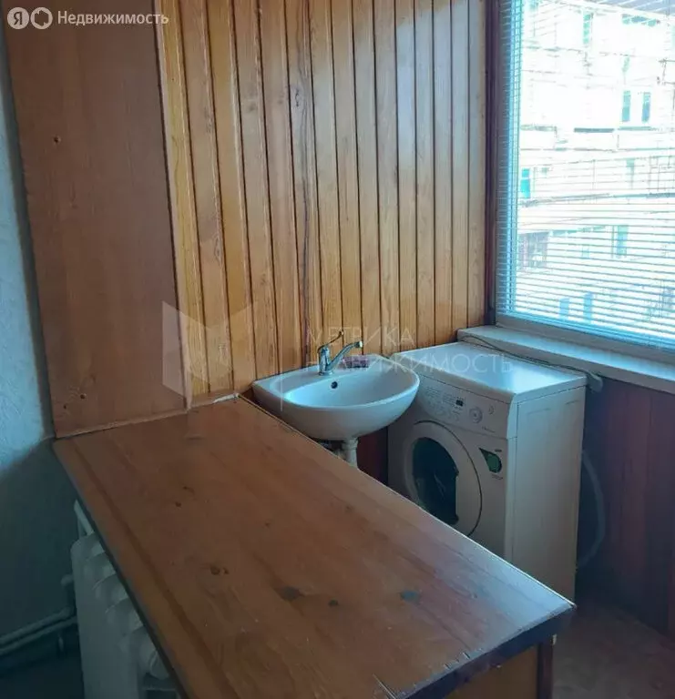 Квартира-студия: Тюмень, улица 30 лет Победы, 77 (15 м) - Фото 2