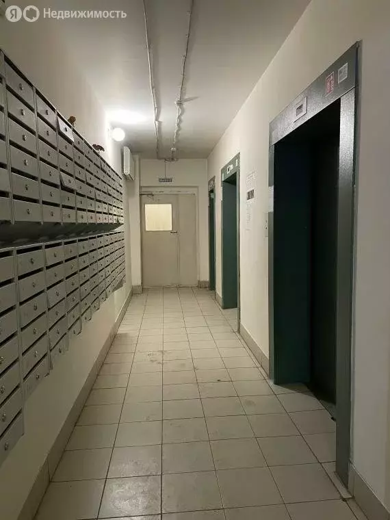 2-комнатная квартира: Самара, Революционная улица, 4 (95 м) - Фото 0
