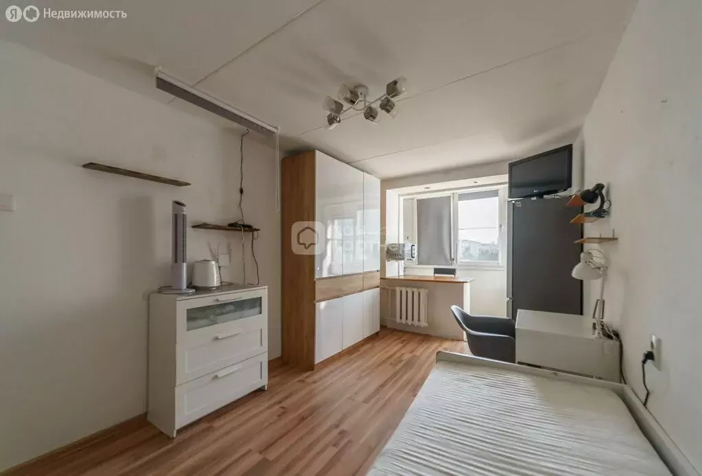 1к в -комнатной квартире (18 м) - Фото 1